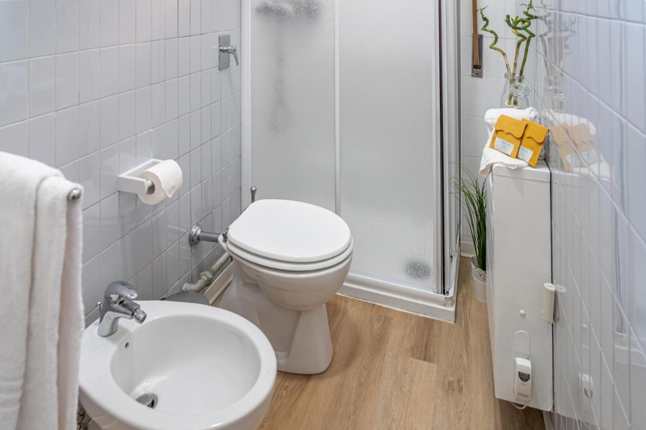 Casa Golgi - Pavia City - By Host4U Exterior foto